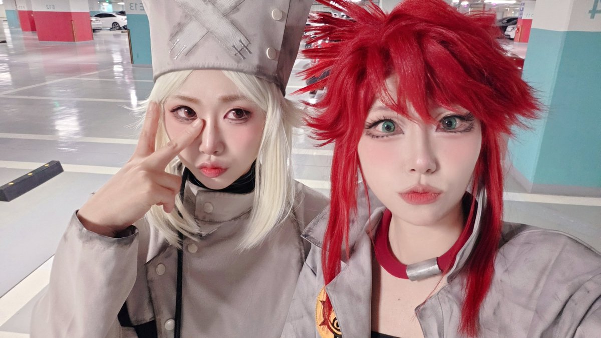 N__Raeng's tweet photo. 셀카타임 넘나조아😻😻 https://t.co/kBiqpWkRfV