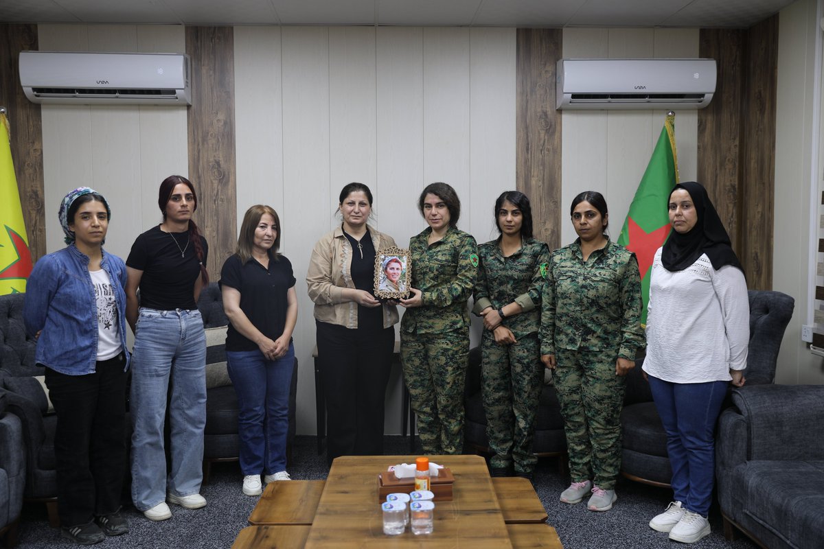YPJ ROJAVA tweet media