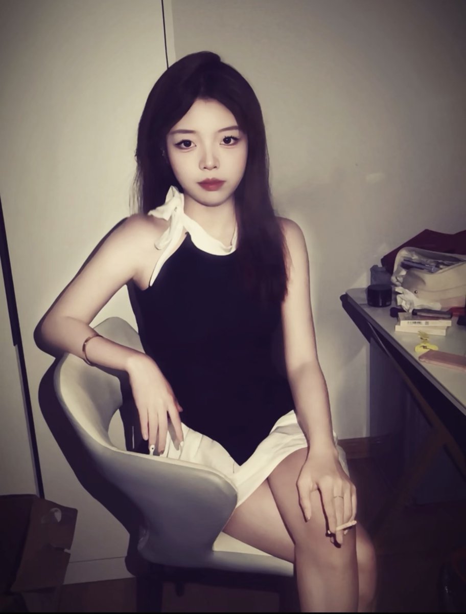余悸（接问卷+投稿 +母猪证） tweet media