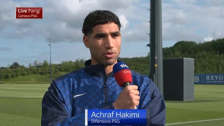 RiccardoDanna1's tweet photo. #Hakimi: "Sono interista, sono molto contento per quello che hanno fatto vincendo Scudetto e Coppa Italia. Spero continuino così e di rivederli presto. #Lautaro? Gli ho scritto, con lui mi trovo troppo bene". ❤️⚫️🔵

#Inter https://t.co/mwngN2VoLU