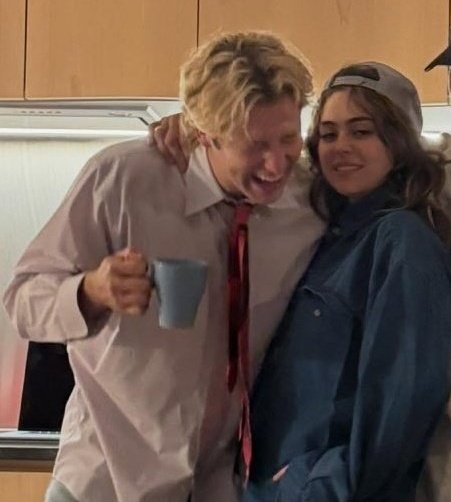 acervo dean & allie tweet media