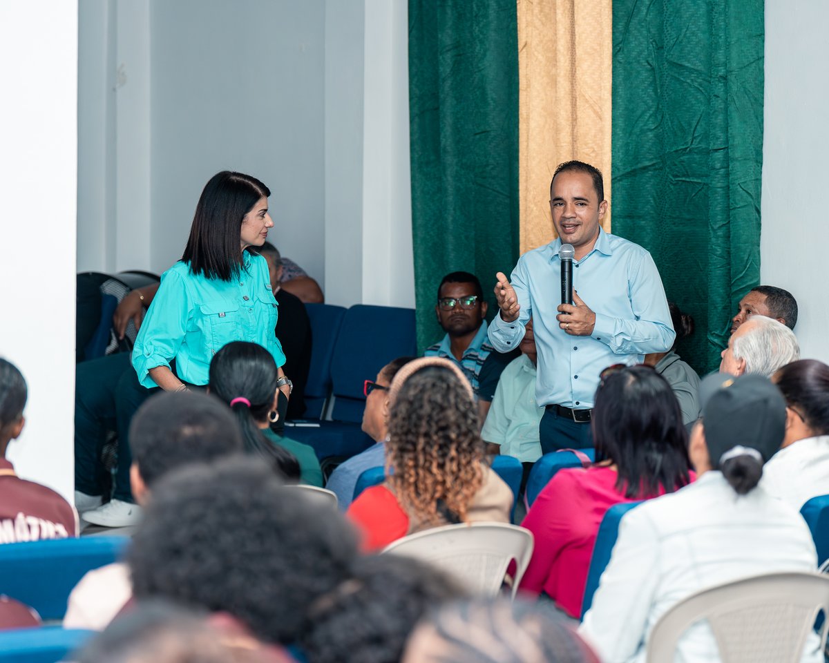 FundReservas's tweet photo. Este encuentro, encabezado por nuestra vicepresidenta ejecutiva Yamily López, reafirma nuestro compromiso con el desarrollo local, la transparencia y la sostenibilidad del sector cooperativo. 

#FundaciónReservasDelPaís https://t.co/0quLP3y7GN