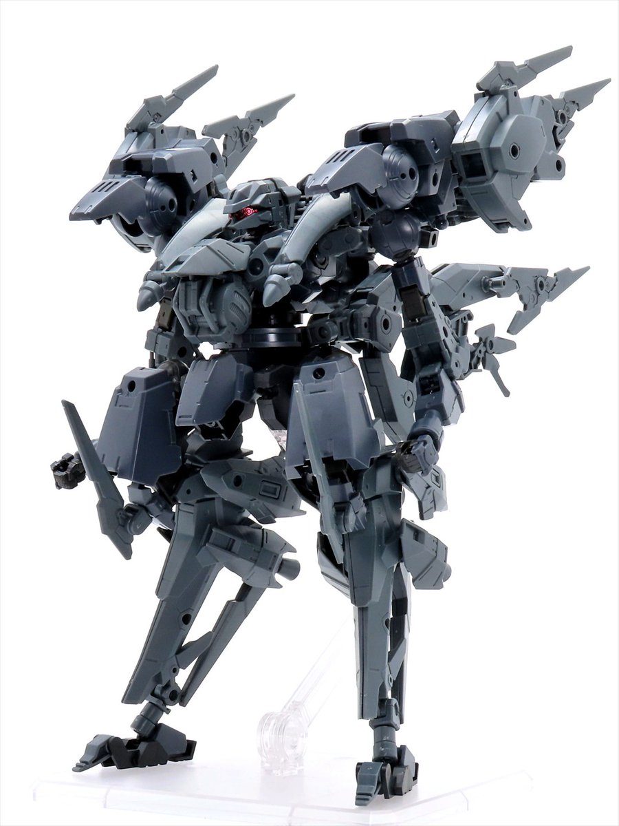 omoidenodou's tweet photo. しばらく30MMで大きなカスタムをしていなかったので、リハビリついでに過去に作った機体を一部パーツや接続部などを変更して改修してみました😊 https://t.co/pDzXkxsxOs