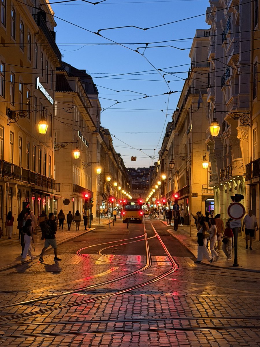 danpnut's tweet photo. Lisbon, Portugal 🇵🇹 for my birthday 🎂! Beautiful country and people! https://t.co/uRf3cvvvQT
