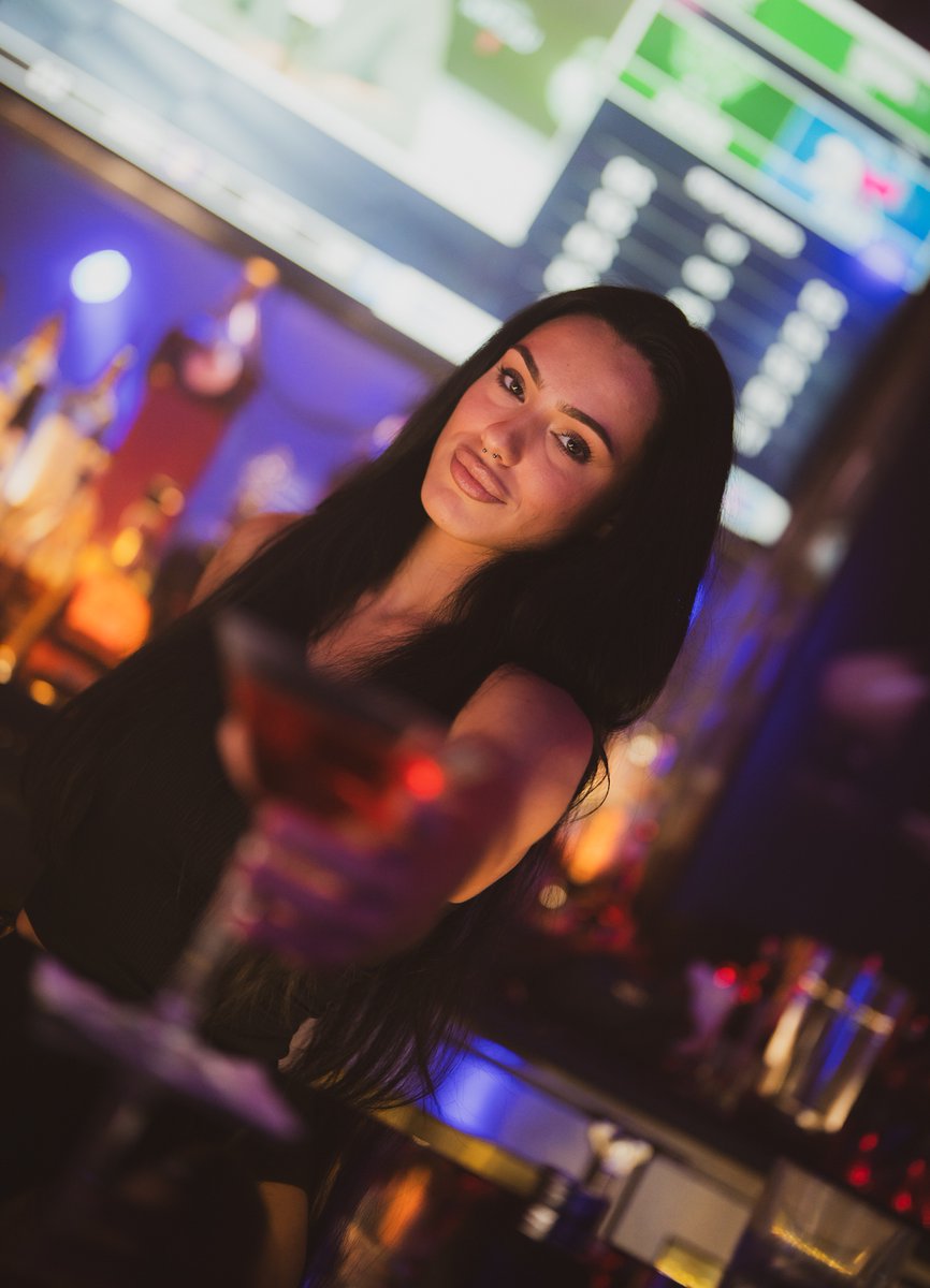 SilkMadison's tweet photo. Midweek mood. Keep it flowing.
Happy Hour 7-10pm at #SilkOnWater #SilkDowntownMKE #SilkMadison.
Extended Happy Hour 7pm-11pm at #SilkPlatinum!

 #SilkExotic https://t.co/M0oZnlbmln