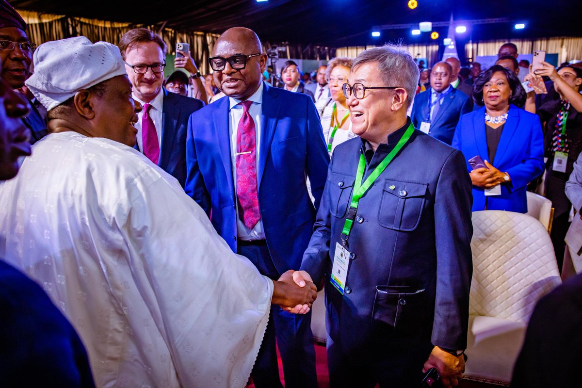 SGFAkume's tweet photo. President Tinubu directed Ministries, Departments and Agencies to deepen digital processes and embrace technology in service delivery, stressing that the era of manual inefficiency must give way to speed, transparency, accountability and data-driven governance. https://t.co/8WBhZKxWz9