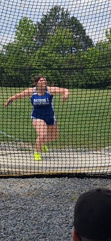 riverdale_local's tweet photo. Congratulations to Leighya Hill on an outstanding performance at the OHSAA Middle School State Track Meet!

Leighya placed 10th in the state in discus with a throw of 88’ 2”. What an incredible accomplishment competing against the best athletes in Ohio! https://t.co/LHnzSHnE8A