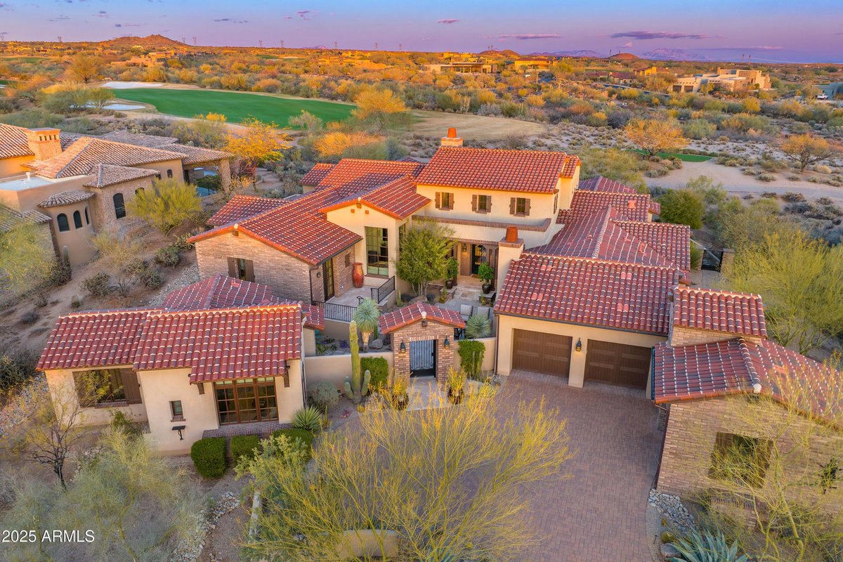 GolfHomeLiving's tweet photo. Experience one of Mirabel’s best values—where lifestyle, luxury, and golf come together.

- 4 beds / 4.5 baths + den + office

DM @golfcoursehomes for more information

Listed by: https://t.co/nZP0EeRjxN