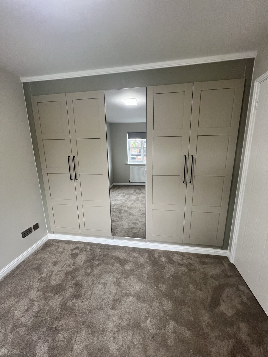 SimonHandyman's tweet photo. Bespoke Ikea wardrobes fitted in Lichfield this week https://t.co/q3N2PE4Bt1
