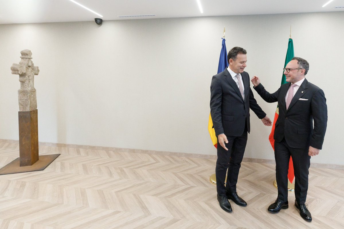 XavierEspot's tweet photo. 🏛️ La reobertura del Consolat General de Portugal a Andorra és un pas important per oferir una atenció més directa i eficaç a la població portuguesa resident al nostre país. 

@GovernAndorra 

Segueix fil👇🏻 https://t.co/RGaR1kLNox
