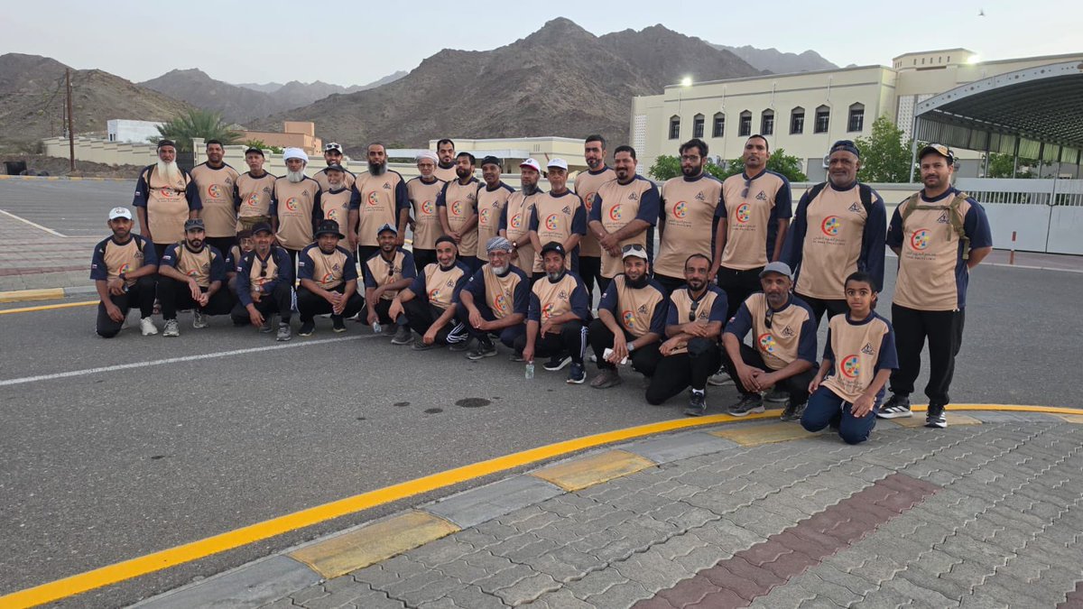 yanqulhiking's tweet photo. نحن سعداء بتشريفك لنا، فأهلاً بك في ولاية #ينقل، وكلنا أملٌ بأن تجد في دارنا برفقة #فريق_ينقل_للمشي_والمغامرات، ما يسعدك ويطيّب خاطرك 🇧🇭🤍🇴🇲👏🏻👏🏻

نرحب بالدكتور العزيز: #علي_بن_احمد_بن_عمران 
العميد المشارك في كلية الاداب والعلوم بالجامعة الاهلية بمملكة البحرين الشقيقة🤍💐

#ينقل https://t.co/ZreReE9IFj