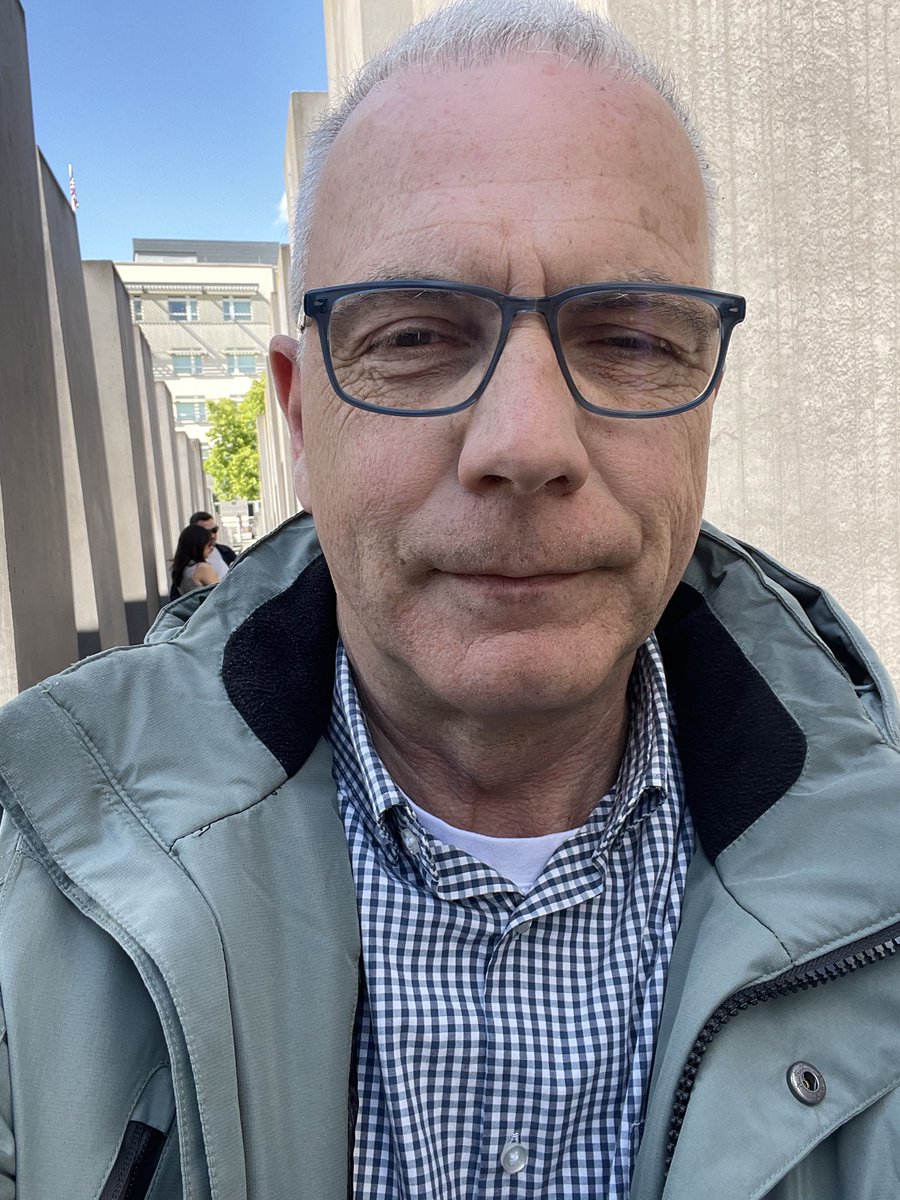 Detlef Oskar tweet media