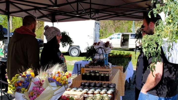 FSUTORCH's tweet photo. The Big Rapids Farmers Market is back for the summer season, bringing fresh produce, handmade goods, and local vendors to the community. Learn more about this year’s market and what visitors can expect at the link in our bio. https://t.co/3kyyxh2m1w