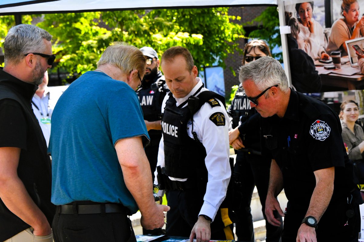 Maple Ridge RCMP tweet media