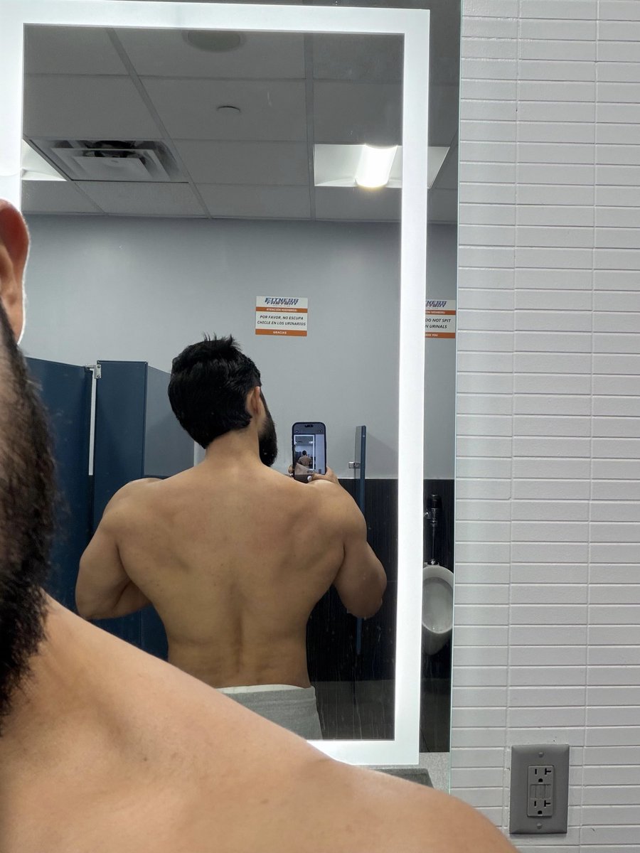 Kenner2G's tweet photo. Cinturita de semana 🙂‍↕️
Workout done ✔️ https://t.co/xs3NHfs9v2