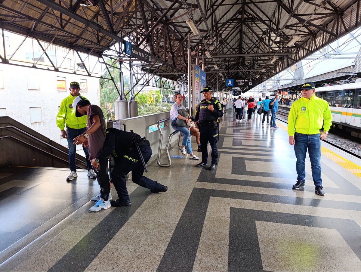 Policía Metropolitana del Valle de Aburrá tweet media