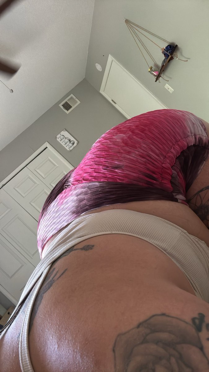BIG🍑👣 Mistress Egyptian Goddess tweet media