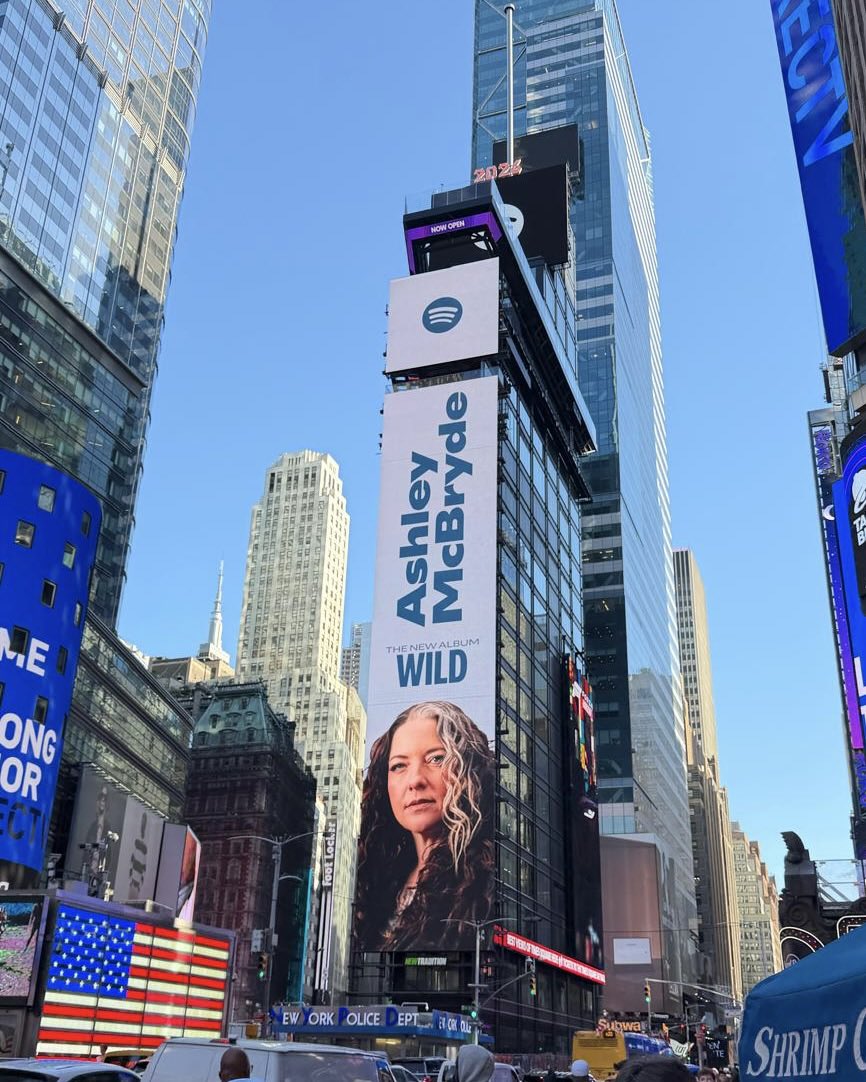 Ashley McBryde tweet media