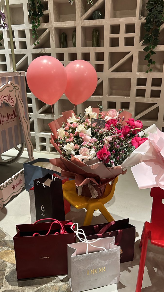 inmaaaay7's tweet photo. —— العائله سرور المرء في دُّنياه❣️ https://t.co/lHTI0wV4nw
