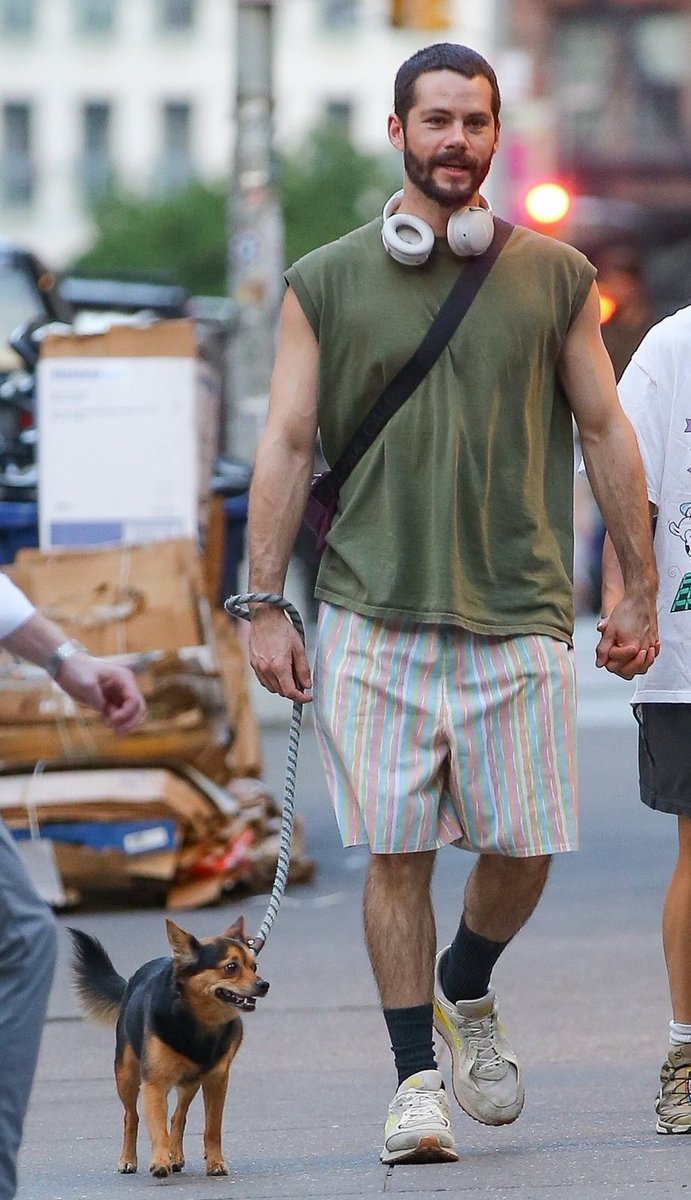 dobscockwhore's tweet photo. GOD HE LOOKS SO FUCKING GOOD https://t.co/kDVLUkBRIL