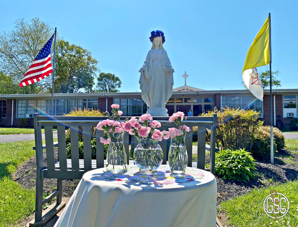 GSCelem's tweet photo. This sunny Wednesday morning, Good Shepherd Catholic’s youngest students each carried a carnation from their preschool classrooms outside to put in a vase, as they honored Mary at the statue in front of school.

#GSCputsGodfirst  #GSCCommunity  
#GSCService  #GSCisIHMstrong https://t.co/bH6VcmTATa