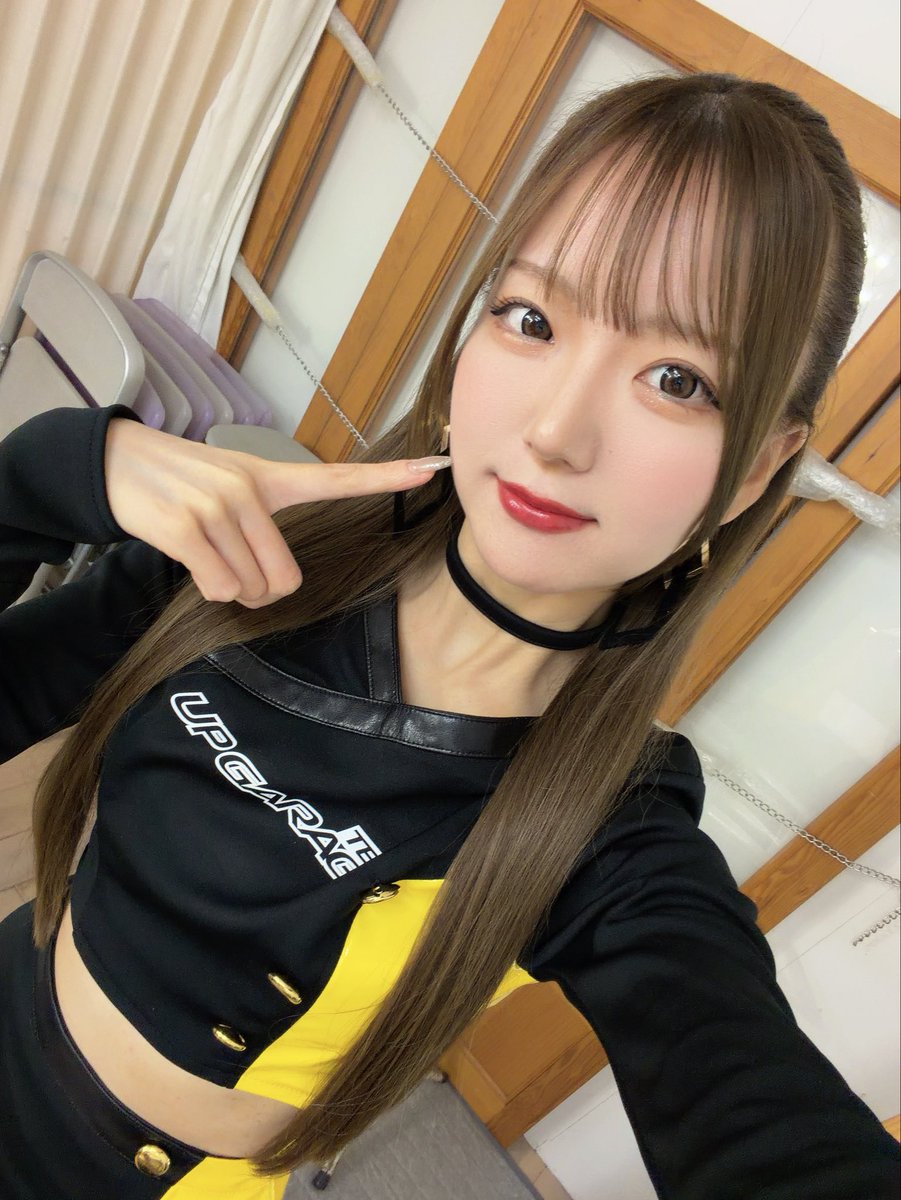 d.i.a★ダイヤ★ゴールド黒 平成ギャル　　ブラック レースアップタンクトップ DAIYA（ダイヤ） タンクトップ ノースリーブ ゴールドプリントタンク