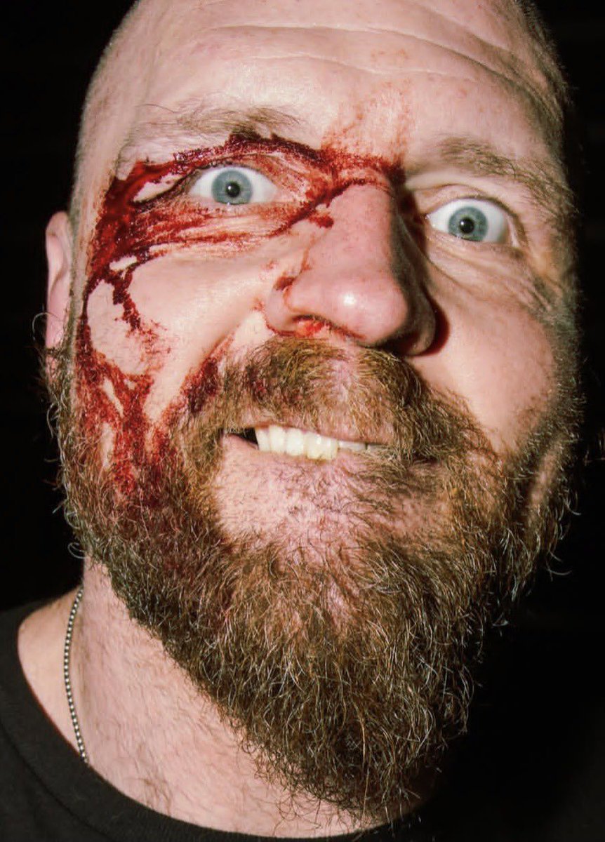 Survive world-war. ✇ NOT @JonMoxley tweet media