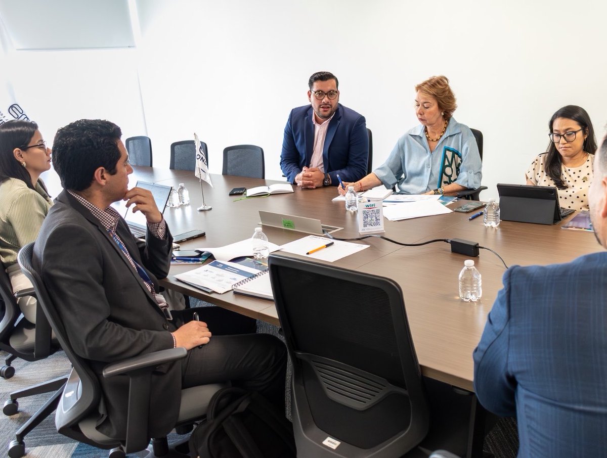 Consejo Nacional de Inversiones tweet media