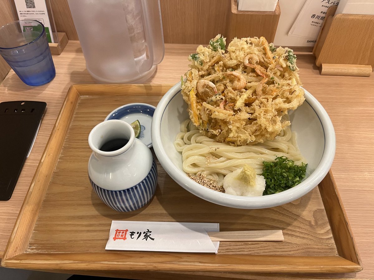 kuniossan69's tweet photo. 高松駅前サンポート　もり家　ぶっかけうどん　めっちゃうまい https://t.co/kY9yFMnUBK