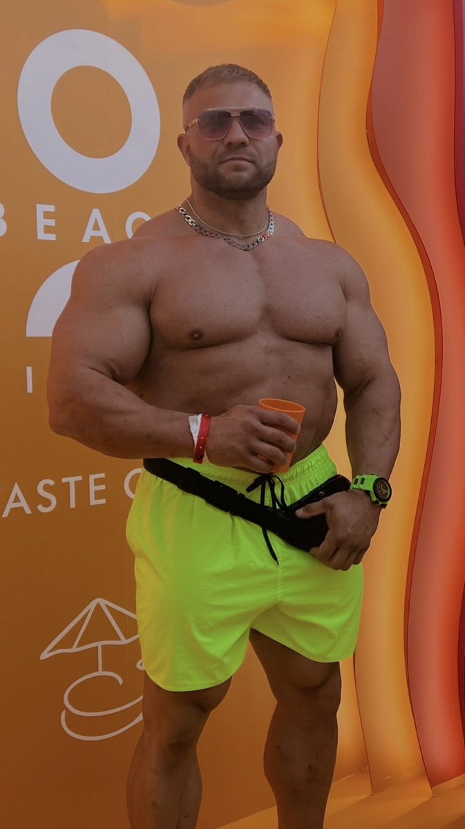 MuscleJacking tweet media