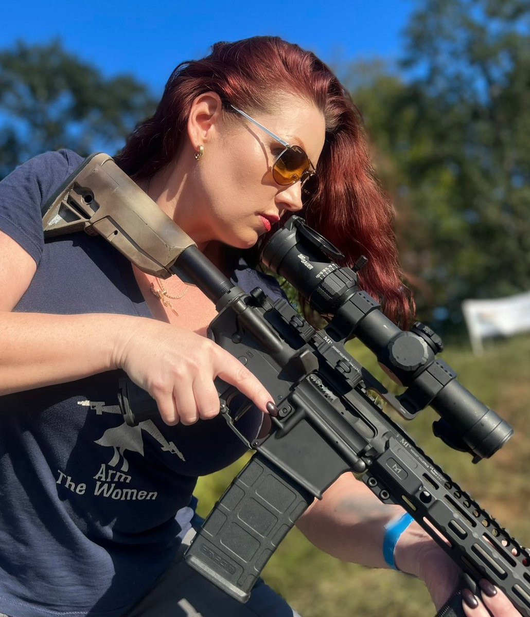 Kerry Slone(Stilettos&Shotguns) tweet media