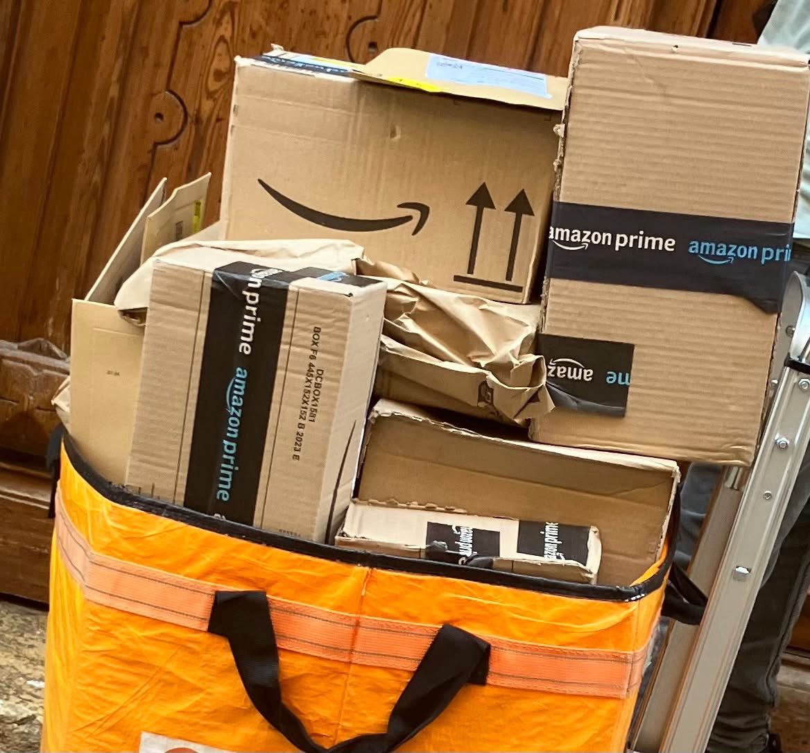 AlbertNello1's tweet photo. A Tarragona no anem bé. Petit Comerç sempre. No ho veieu és el millor per a l'economia local. Tots hi sortirem guanyant https://t.co/fAP85CfaRd