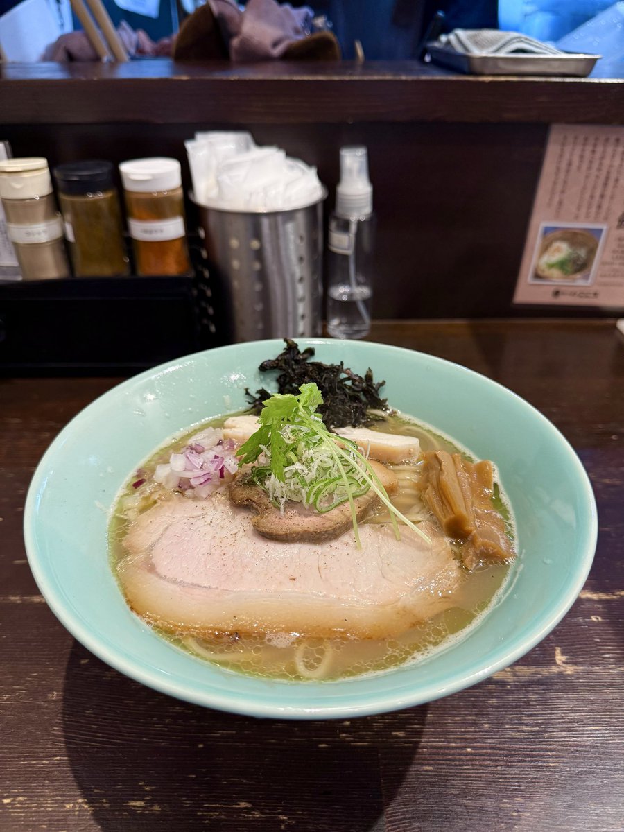 fda141's tweet photo. ２０２６年６３杯目

ラーメンこころさん

限定A しみじみ しじみ🍜

これが美味いんだ
しじみの出汁がガッツリ出ててしじみを
感じられる🍜 https://t.co/JFySiC02vH