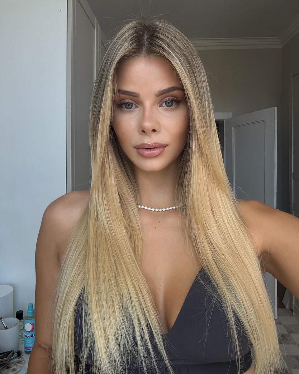 Olivia tweet media