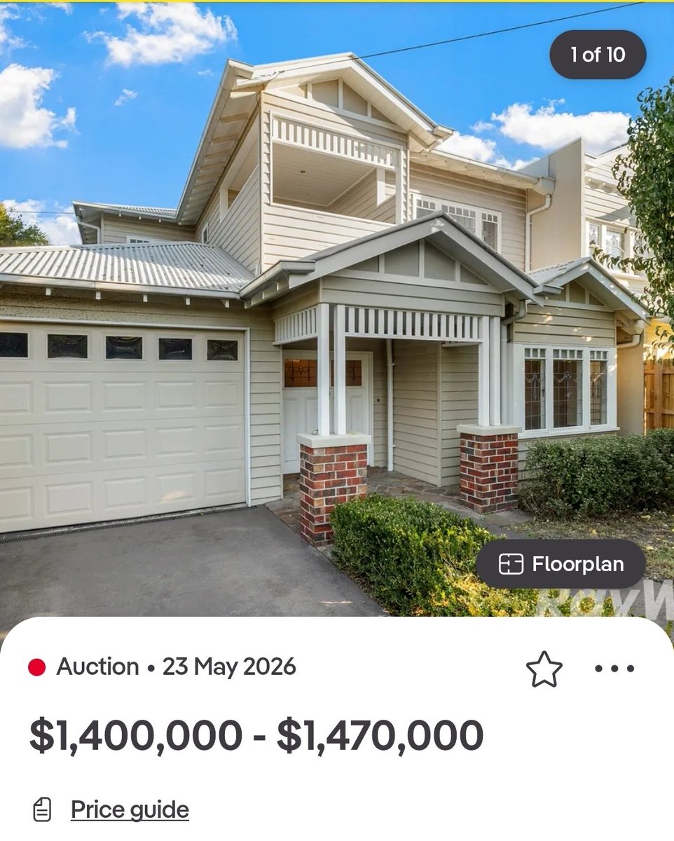 ThoseSkyrails's tweet photo. Another example of homes near #skyrail losing value. This home was purchased by the government in 2017 for the same price that it's been listed for today. #Melbourne's failed infrastructure project continues to disappoint.#wetoldyouso #laborfail #auspol #springst #ThrowUpThursday https://t.co/O17SRvVGQj