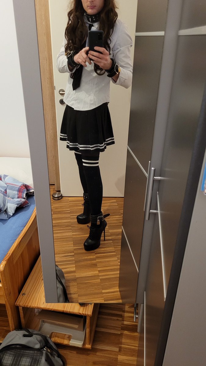 Mistress BeeDee tweet media