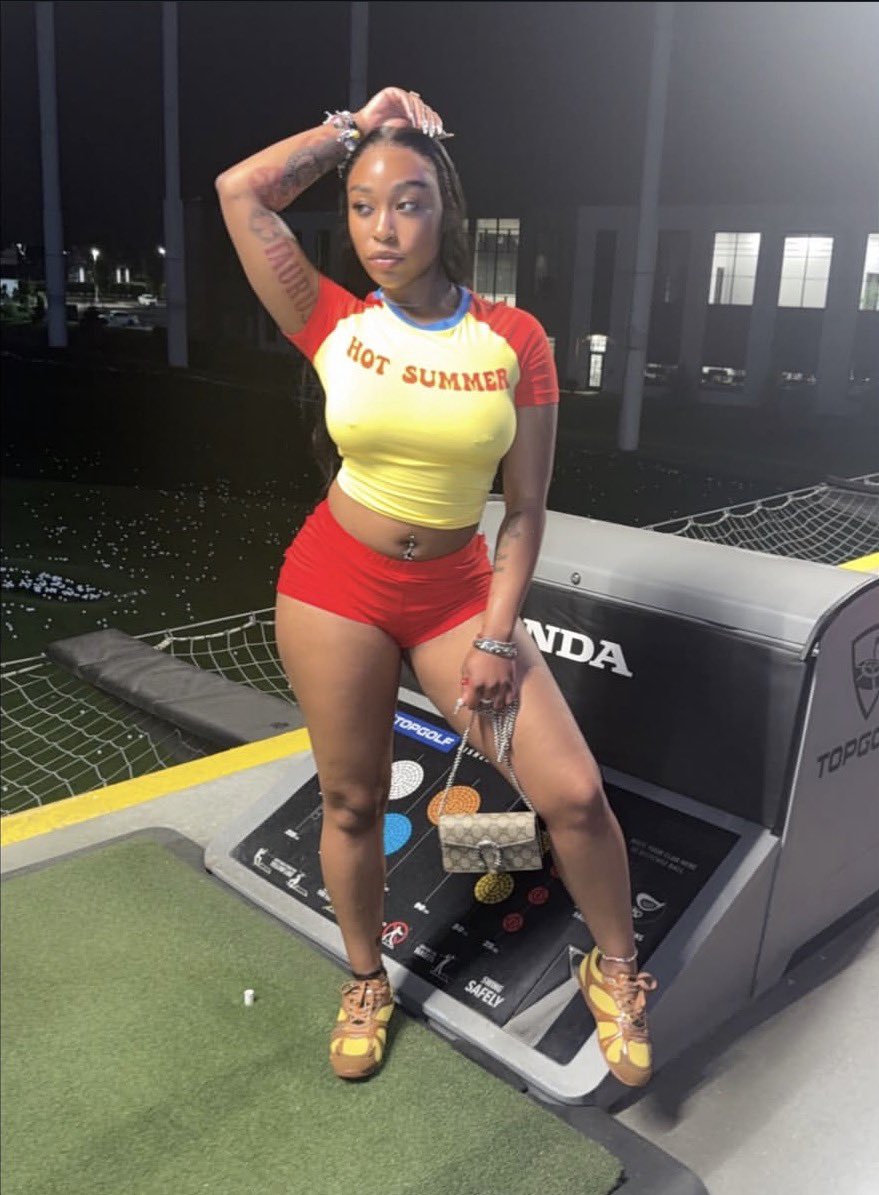 Karlynn 🦋♉️ tweet media