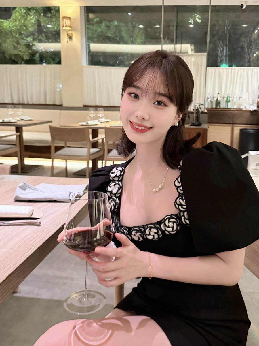 娜娜子小朋友 tweet media