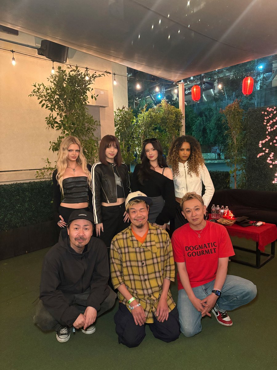 saint_satine's tweet photo. such a special weekend for us!! too much fun attending our first music festival as SAINT SATINE 🤍✨ @zipangu_cn 

📷: https://t.co/SbbZtzNRcR https://t.co/P0QpIxbNWi