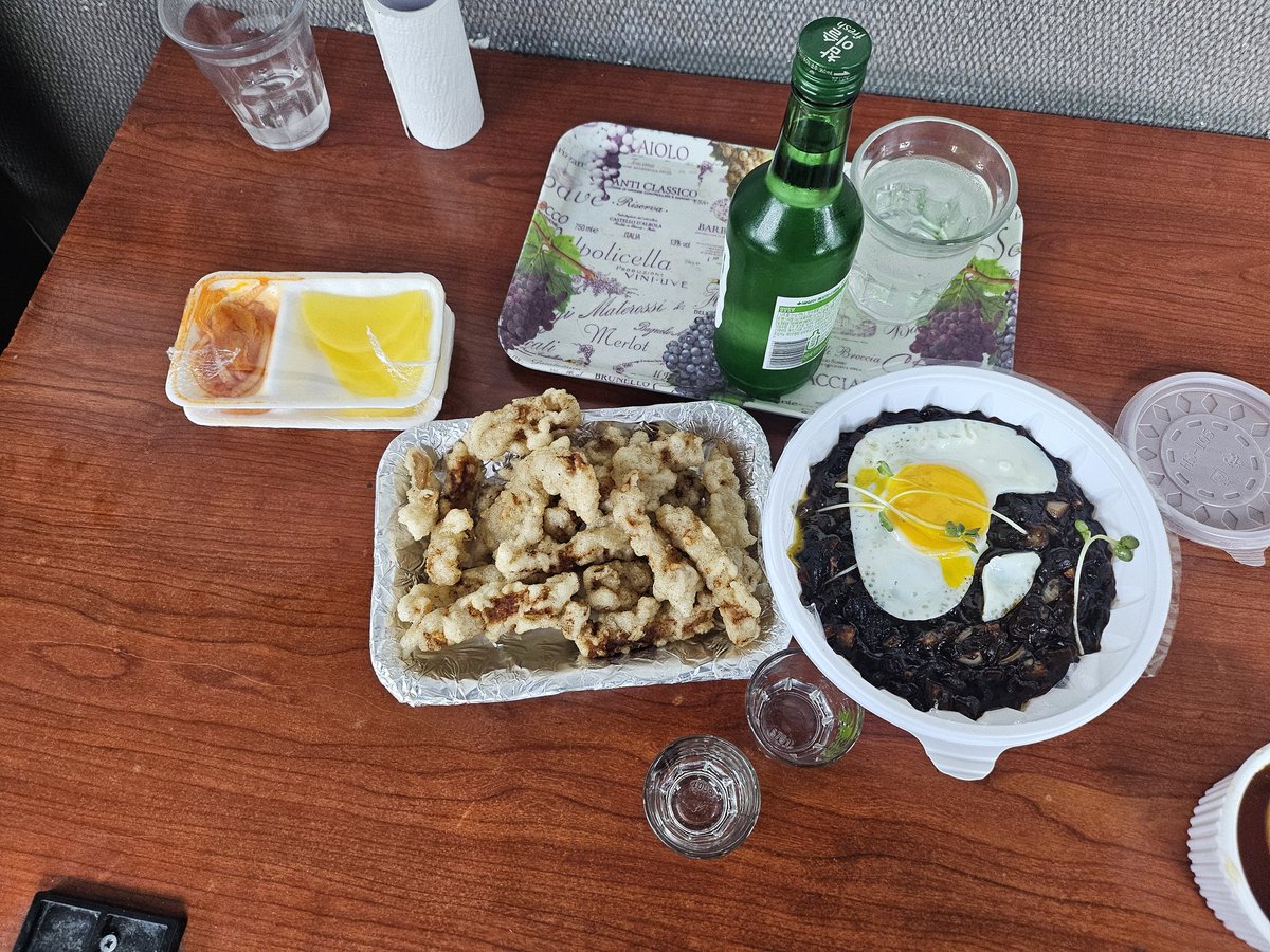 윤리 tweet media