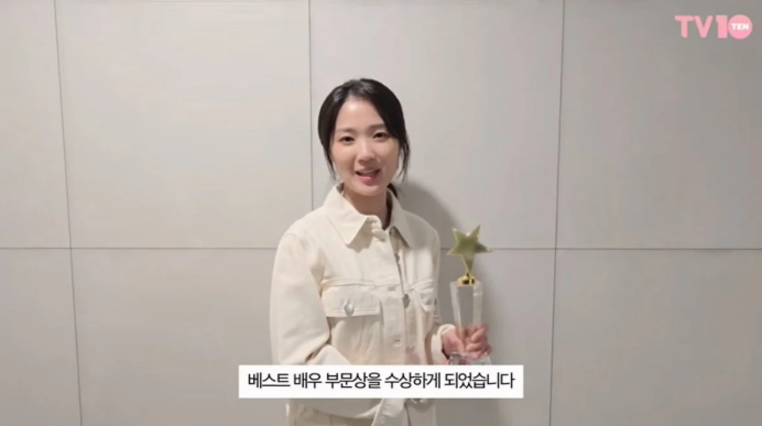 셀럽챔프 Celebchamp Official tweet media