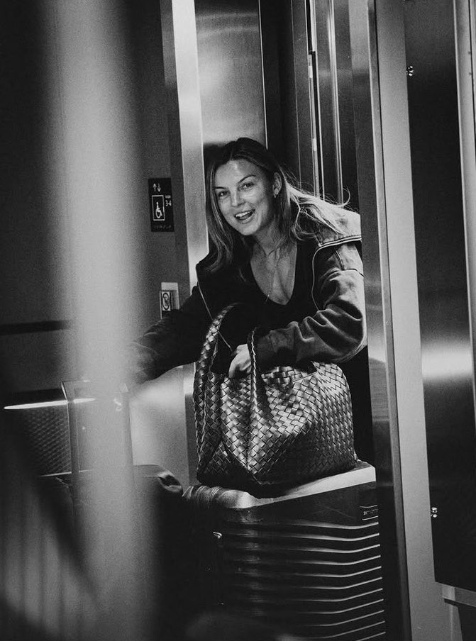 ChelseaFCW's tweet photo. JRK has arrived with Sweden. 🇸🇪 https://t.co/nTPPNYZQX7