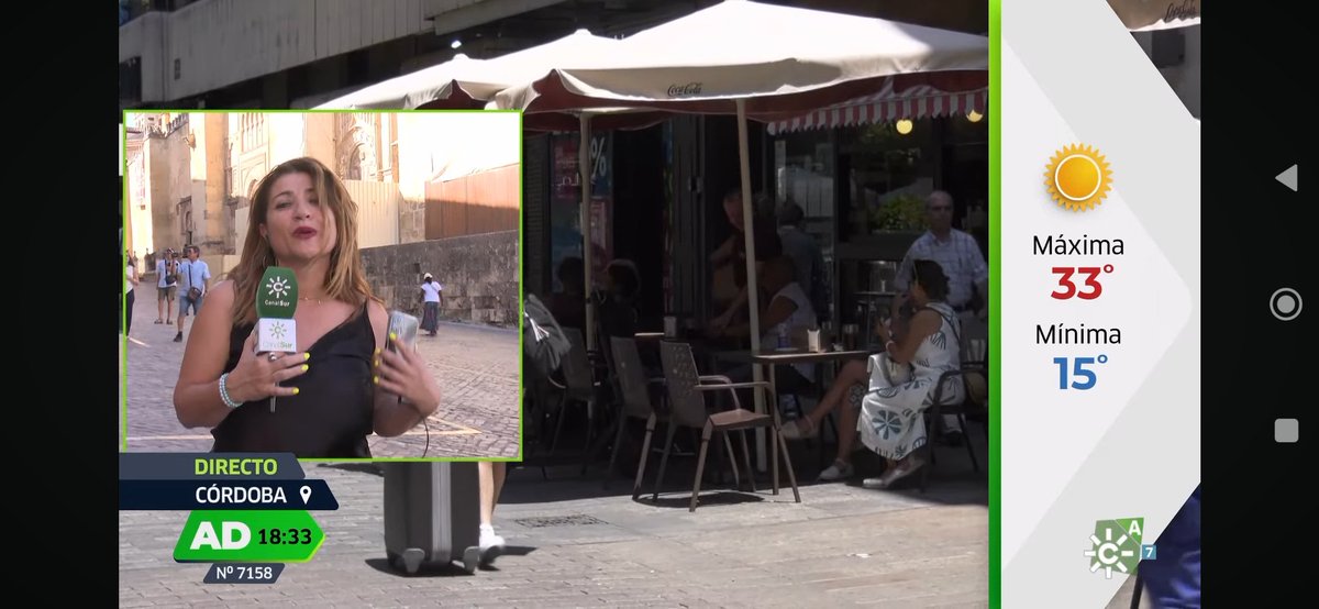 CFAnDirecto's tweet photo. Nuestra @CarmeRamoss nos cuenta el tiempo de la provincia de Córdoba máximas de 33 mínimas de 15 @adirecto https://t.co/L1lOvqraat