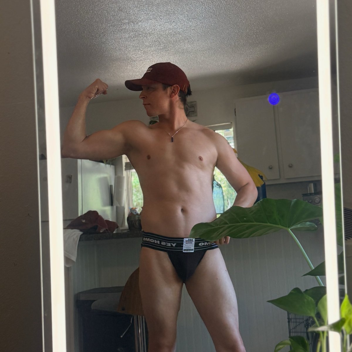 erikgutierrez9's tweet photo. ๐ณ๏ธโ๐โค๏ธ๐คโค๏ธ๐ณ๏ธโ๐โก๏ธ
Ok last of the jockstrap post, I promise ๐๐
@YESHOMOCO must be sick of me haha
#jockstrapboy #yeshomo #fyp #fitnessmotivation #gay https://t.co/fpf4gsISx8
