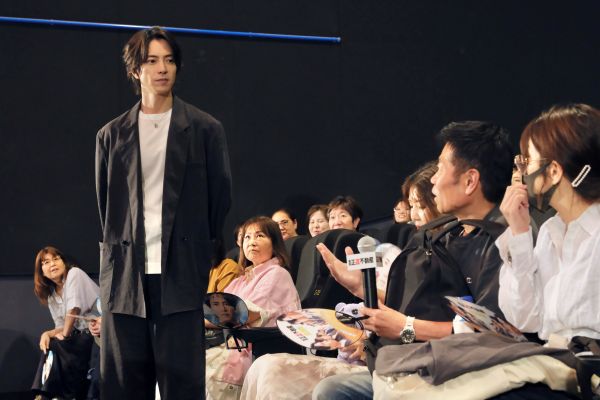 astage_ent's tweet photo. 【CINEMA】映画『正直不動産』愛知（AICHI）に財地（SAICHI）降臨‼️🎬
山下智久、名古屋の“風”に本音連発！正直すぎる若手時代のマル秘エピソード披露！✨
大ヒット開店御礼‼〈名古屋出張〉舞台挨拶

▶️https://t.co/otqdSlYLZg

#正直不動産 #山下智久 @shojiki_movie https://t.co/U79xY8wdjz