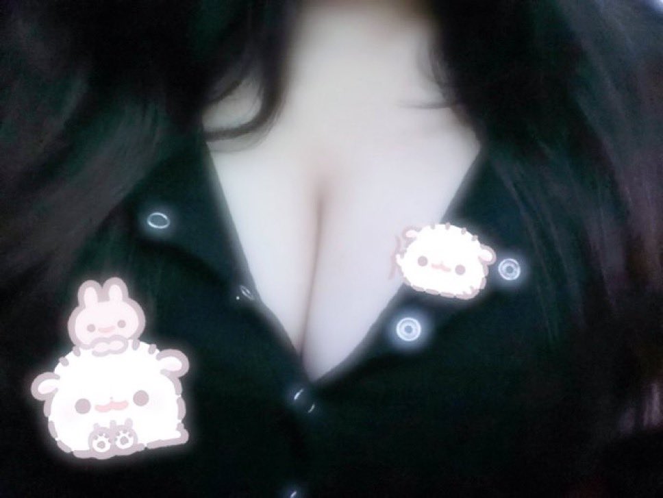 f6b_n's tweet photo. 半額前払いしてくれる人で22さいぱいぱんきつきつ生中🆗な私と今週土日どっちか会える人いませんか（ ᵕ̩̩ ᵕ̩̩ ）

#セフレ募集 #オフパコ #裏アカ女子 #裏アカ男子と繋がりたい https://t.co/bTG2mHVD9A