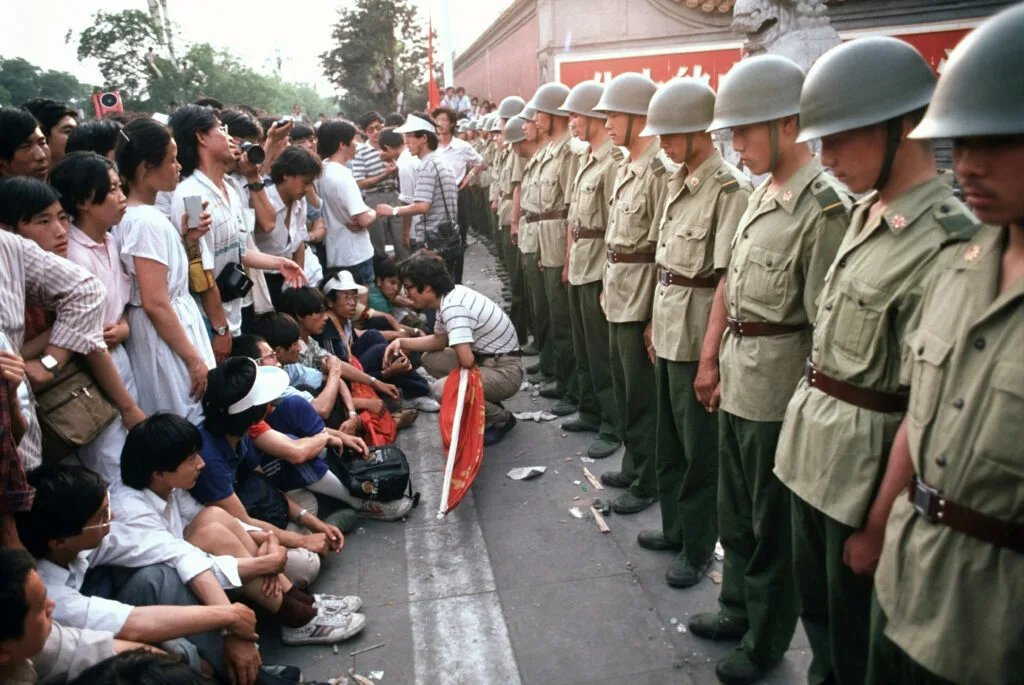 MarioNawfal's tweet photo. 🇺🇸🇨🇳 Marco Rubio:

"The CCP ordered its army to attack thousands of peaceful demonstrators. They were murdered for demanding democracy. No censorship can erase history. 

Those who sacrificed for freedom will one day be vindicated."

Tiananmen square 1989