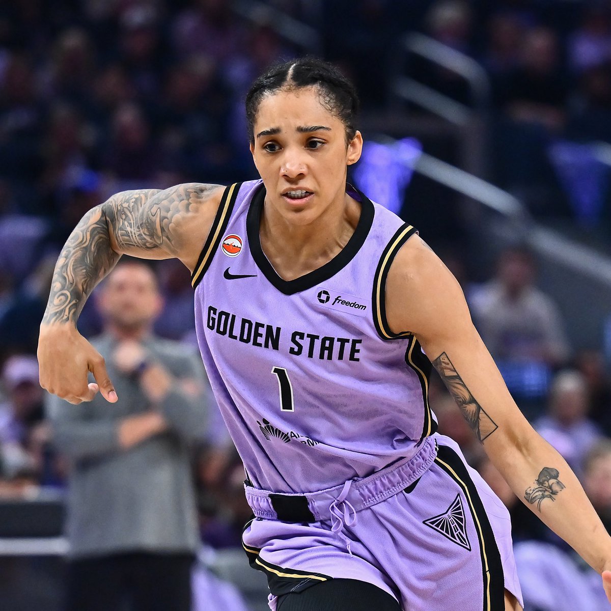 LynxLead's tweet photo. Only two teams in the WNBA are in the Top 3 in both Offensive and Defensive Rating 

Minnesota and Golden State

They battle tonight for the first time in 2026 https://t.co/H5wK1AvfzY