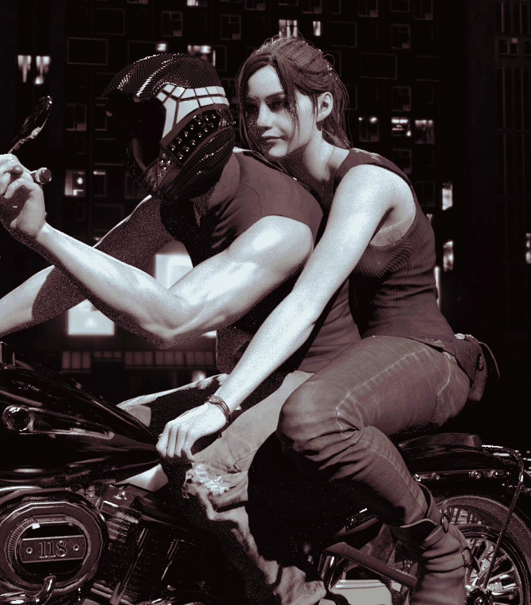 DragonSoulYT101's tweet photo. Bike ride 🏍️🪽💕

#RookieAngel #Cleon #LeonKennedy #ClaireRedfield https://t.co/pKvzkJxi0W