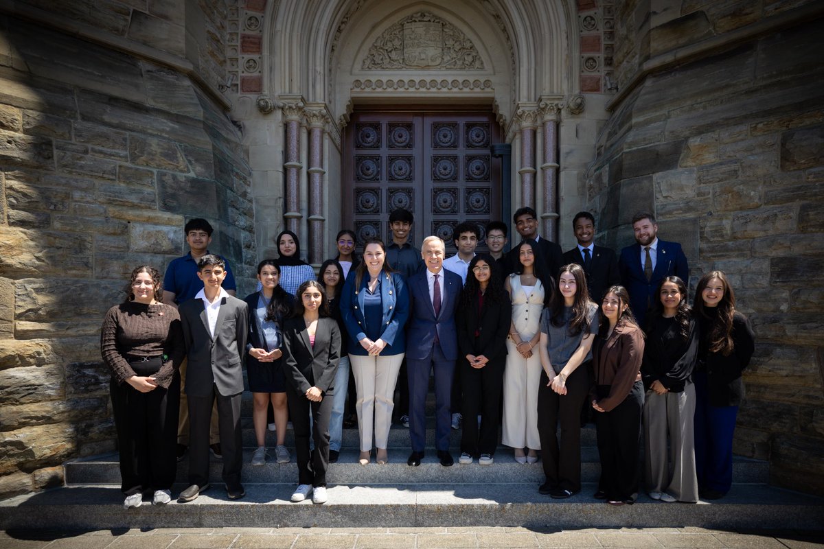 SimaAcan's tweet photo. Yesterday, Oakville West Youth Council took a very special trip to Ottawa to visit Parliament Hill, meet with other Parliamentarians, and see government in action.

They were also honoured to receive a special visit from Prime Minister Mark Carney, making the day even more memorable.

It was a wonderful opportunity for our young leaders to learn firsthand how Parliament works, how decisions are made, and how their voices can help shape the future of our country.

Thank you to our Youth Council members for bringing such thoughtful questions, energy, and curiosity to Ottawa. The future of Oakville West is bright.

#OakvilleWestYouthCouncil #ParliamentHill #Ottawa #OakvilleWest